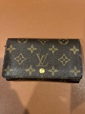 Vintage Louis Vuitton LV Monogram Coated Canvas Compact Wallet